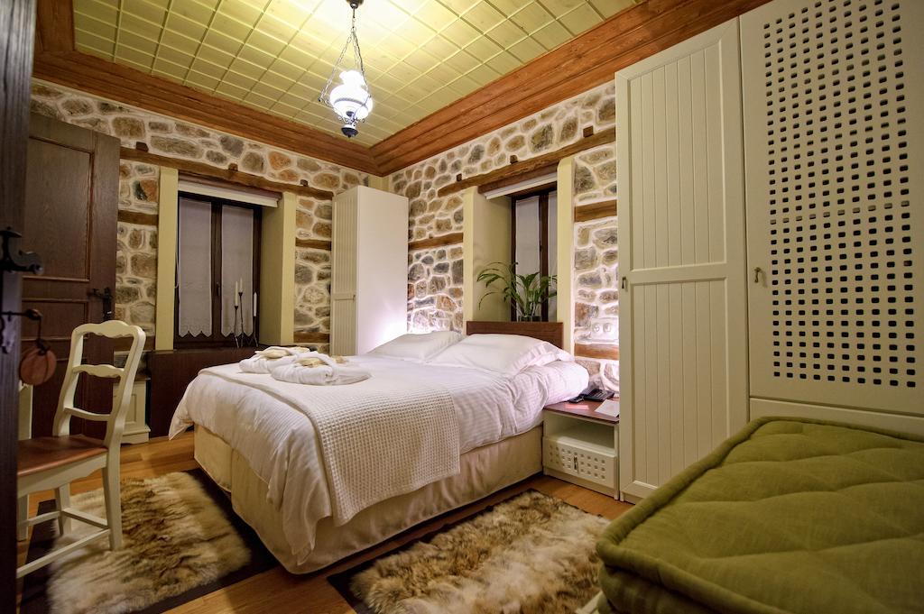 Orologopoulos Mansion Luxury Hotel Castória Quarto foto